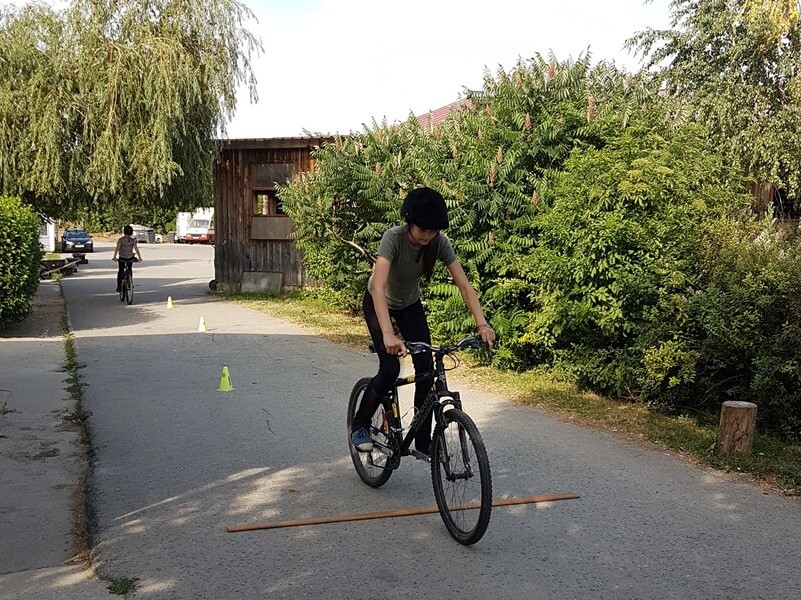 scoala batesaua de pedalare
